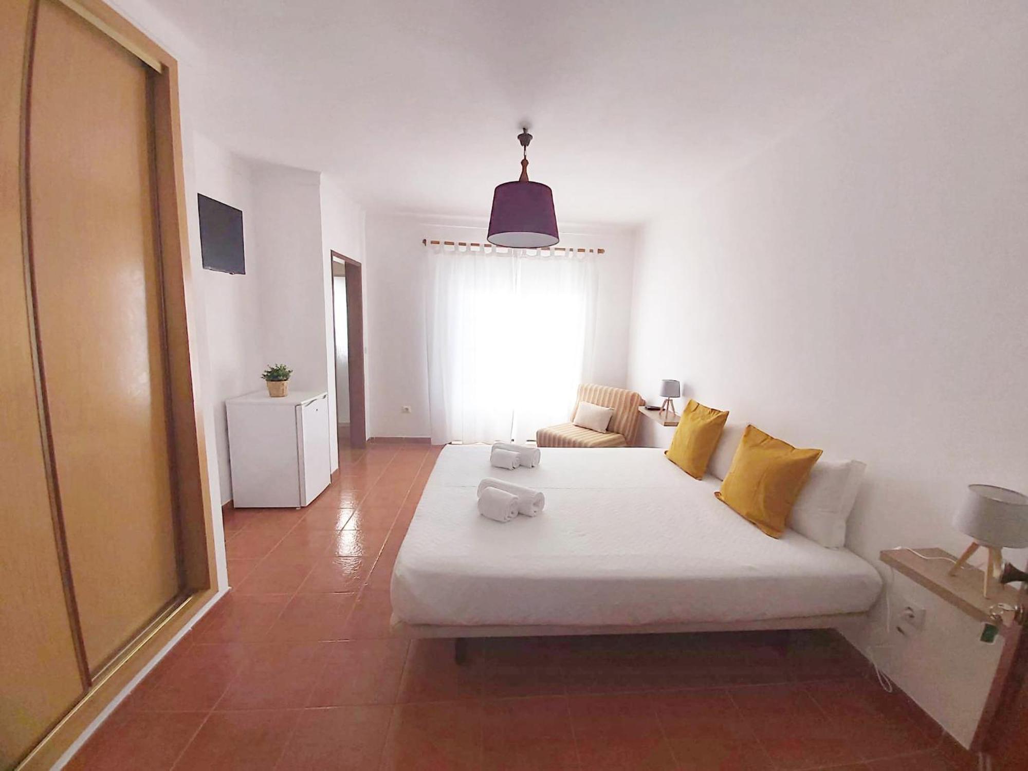 Vicentina Rooms & Apartment - Duna Parque Resorts & Hotels Vila Nova de Milfontes Rum bild